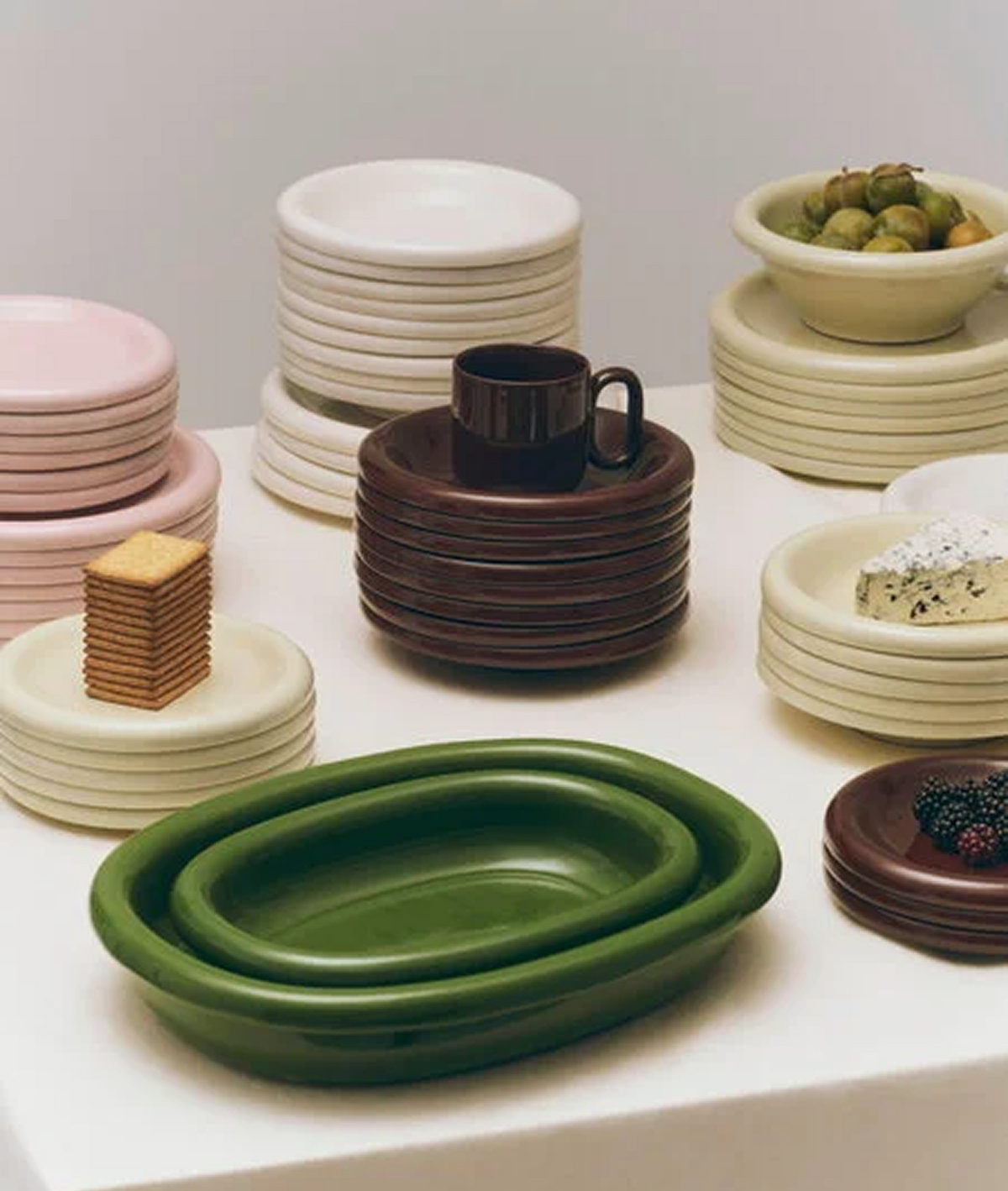 Full Table Set - Chocolate